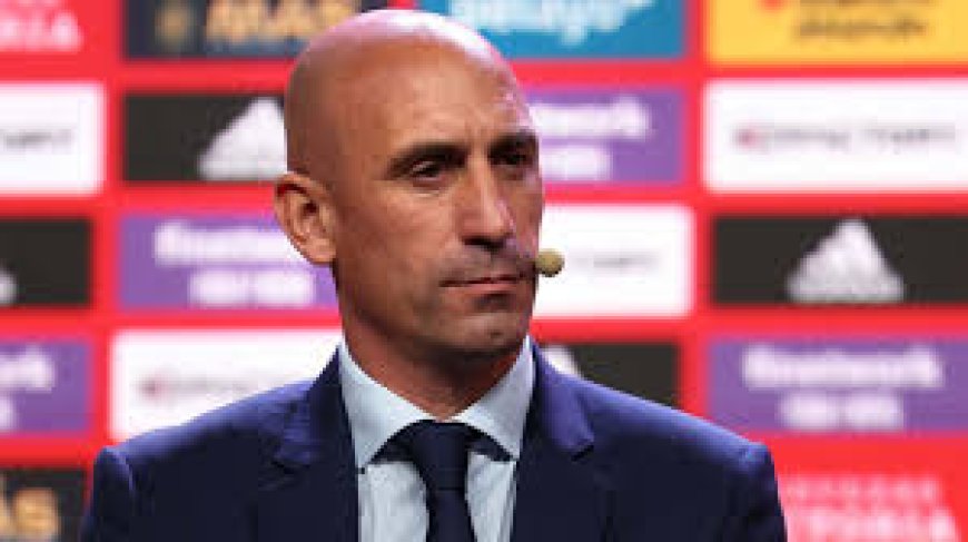 Disgraced Spanish Football Federation boss Rubiales returns to Spain